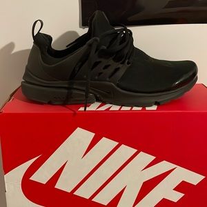 Nike presto size 10 men tripleblack with OG box